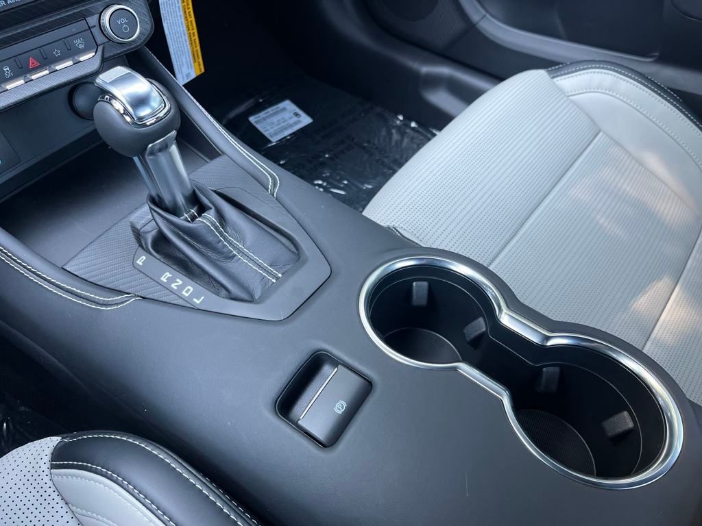 2025 Ford Mustang EcoBoost Premium Fastback - Photo 11