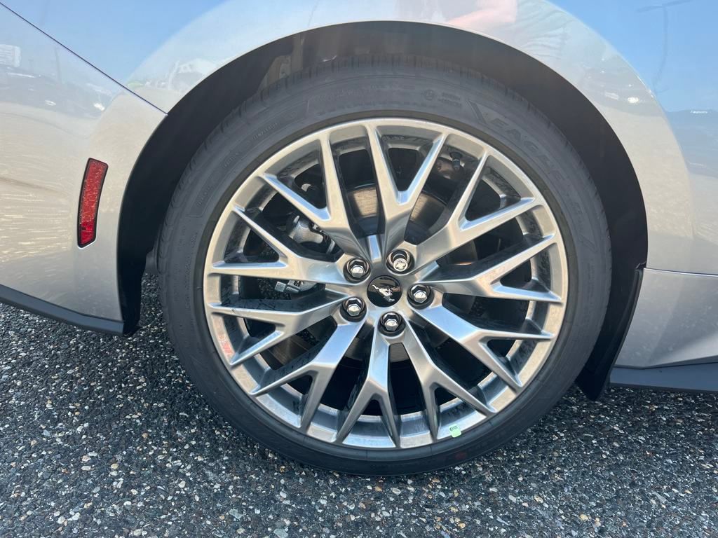2025 Ford Mustang EcoBoost Premium Fastback - Photo 22