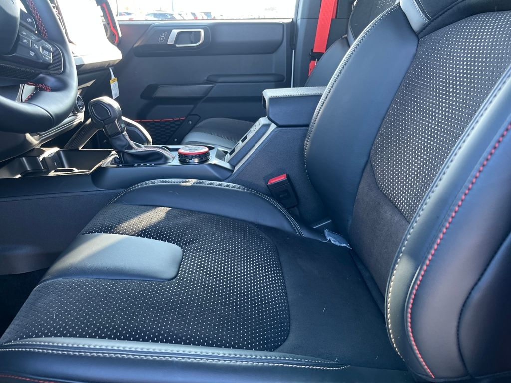 2025 Ford Bronco 4-Door Raptor - Photo 16