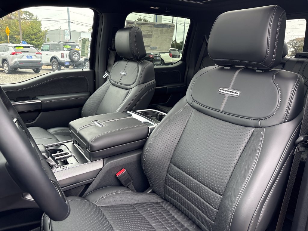 2026 Ford F-150 Platinum - Photo 8