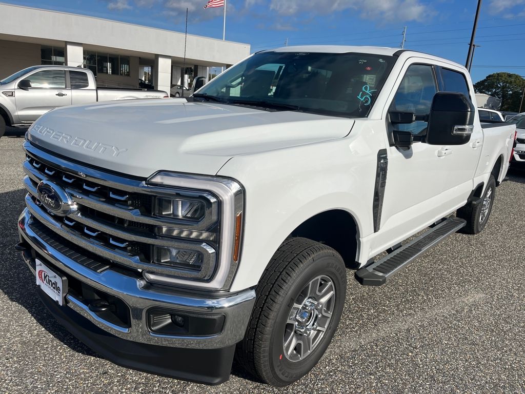 2026 Ford F-250 Super Duty Lariat - Photo 4