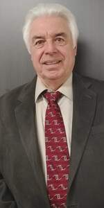 Staff member Tony Turse from ID_43e547