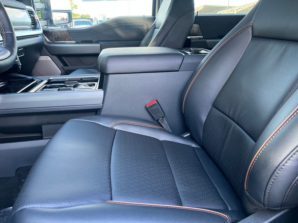 2026 Ford F-250 Super Duty Lariat - Photo 17