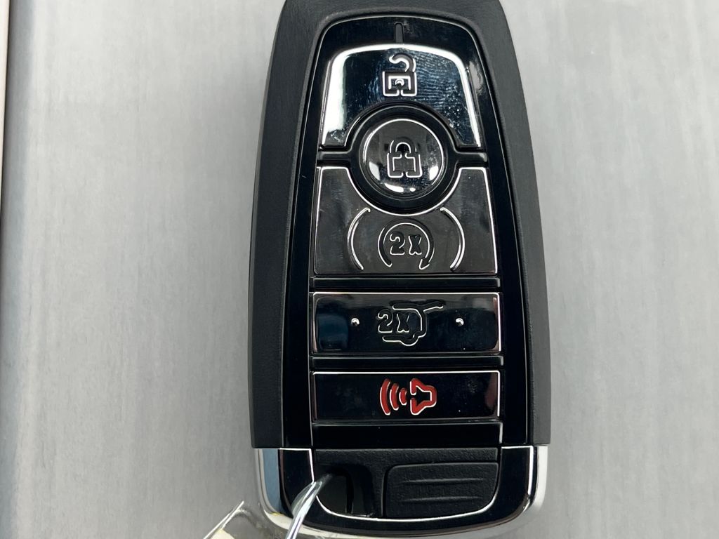 2026 Lincoln Navigator Premiere - Photo 25