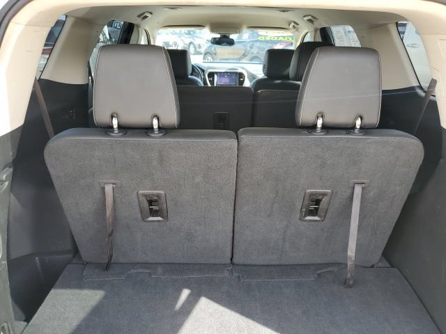 2023 GMC Acadia Denali - Photo 9