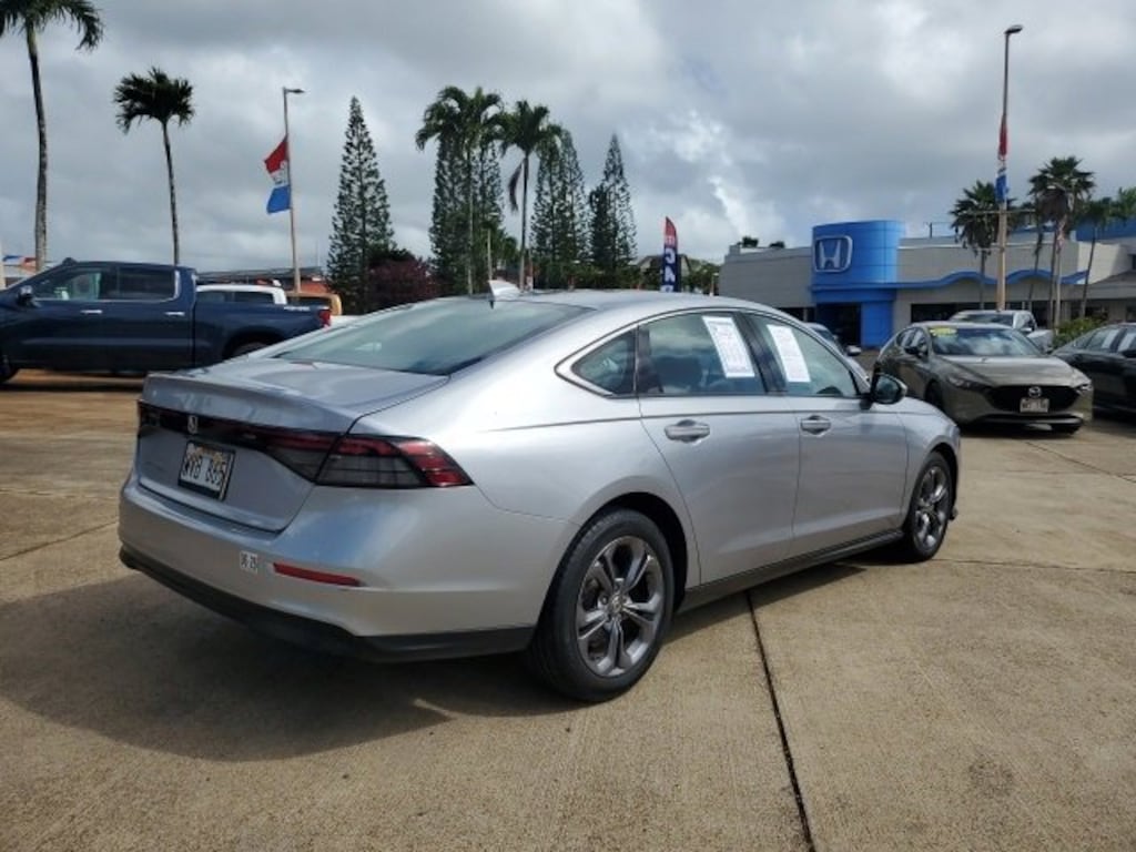 Used 2023 Honda Accord EX Sedan