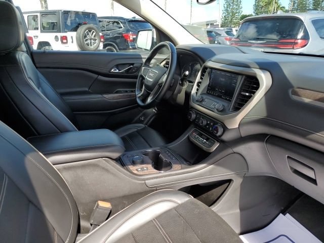2023 GMC Acadia Denali - Photo 8