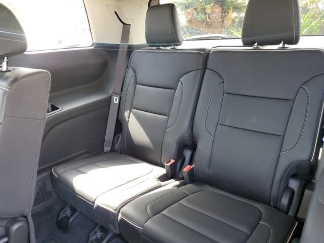 2023 GMC Acadia Denali - Photo 11