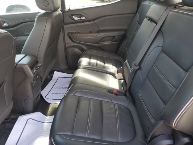 2023 GMC Acadia Denali - Photo 10