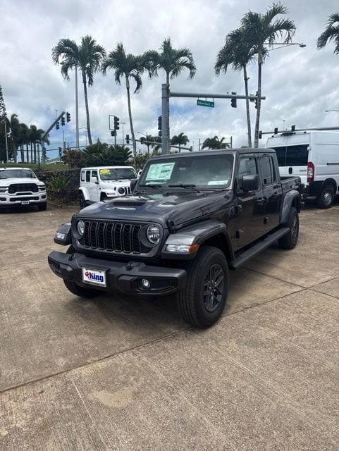 2025 Jeep Gladiator Sport S Auto's photo