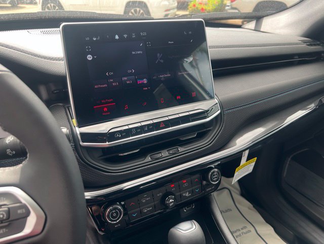 2026 Jeep Compass Altitude Special Edition - Photo 9