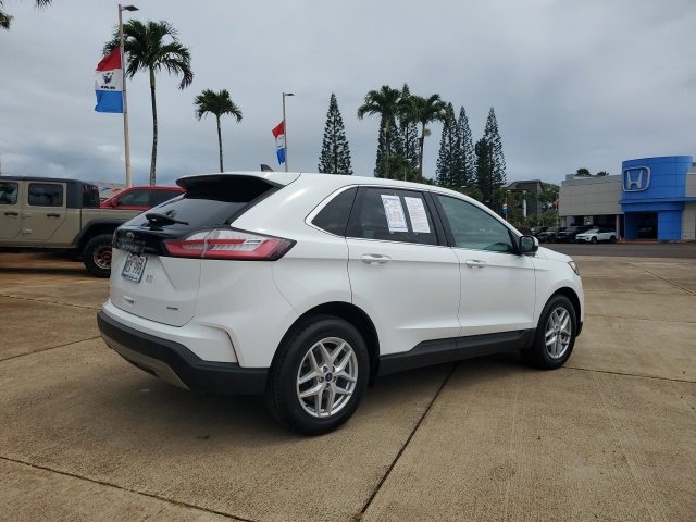 2022 Ford Edge SEL photo 4