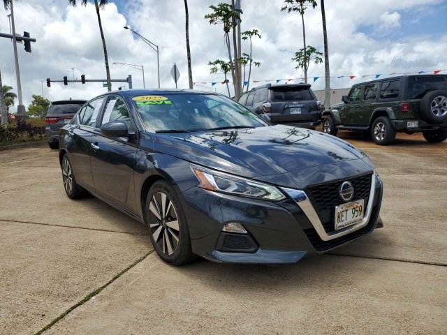 2022 Nissan Altima 2.5 SV photo 2