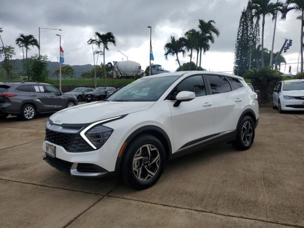 Used 2024 Kia Sportage LX SUV