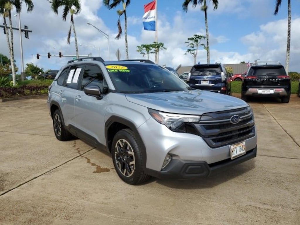 Used 2025 Subaru Forester Premium SUV
