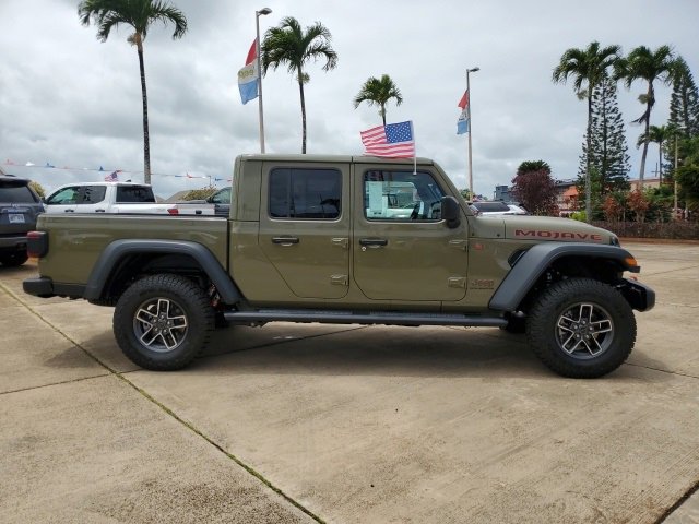 2025 Jeep Gladiator Mojave photo 3