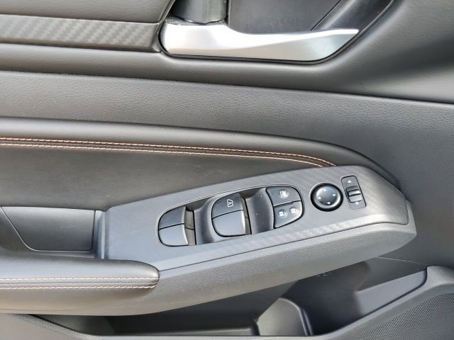 2022 Nissan Altima SR - Photo 12