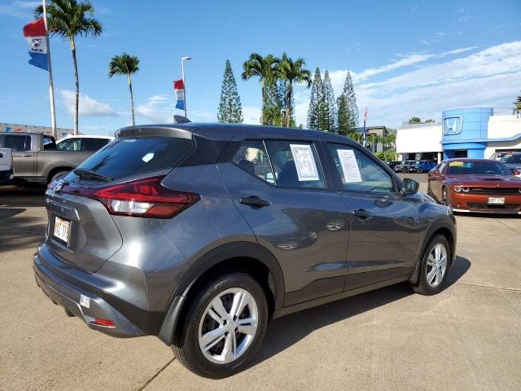 Used 2025 Nissan Kicks Play S SUV