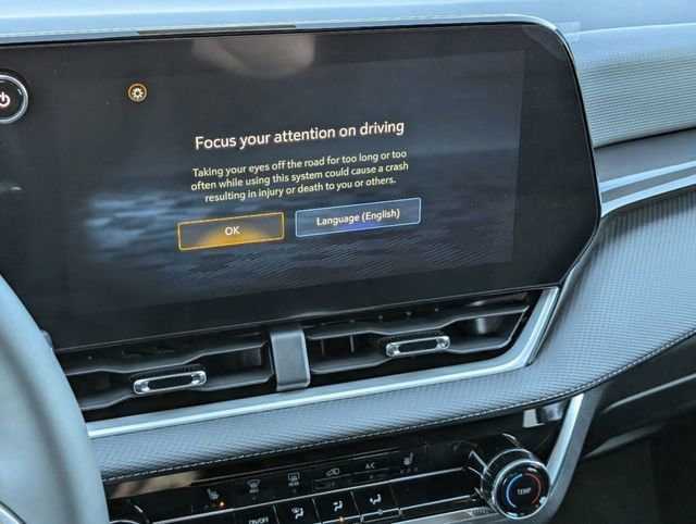 2025 Chevrolet Equinox LT - Photo 16