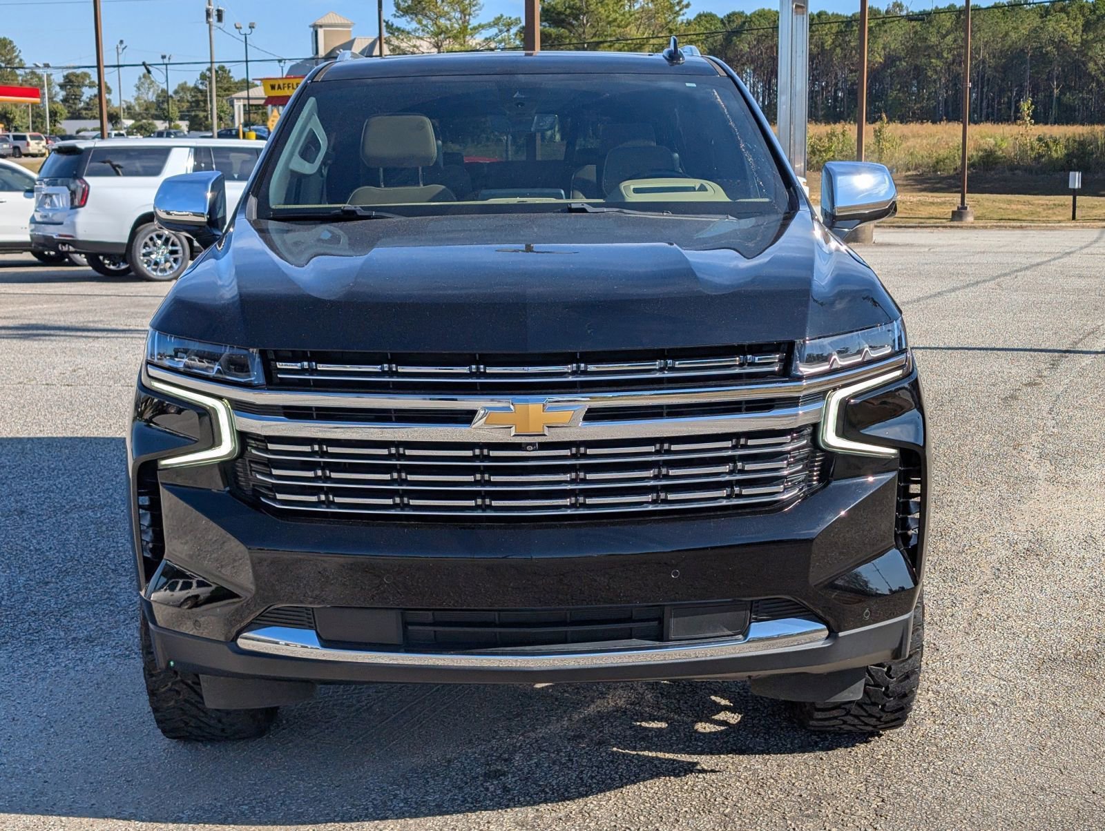 2021 Chevrolet Tahoe Premier photo 2