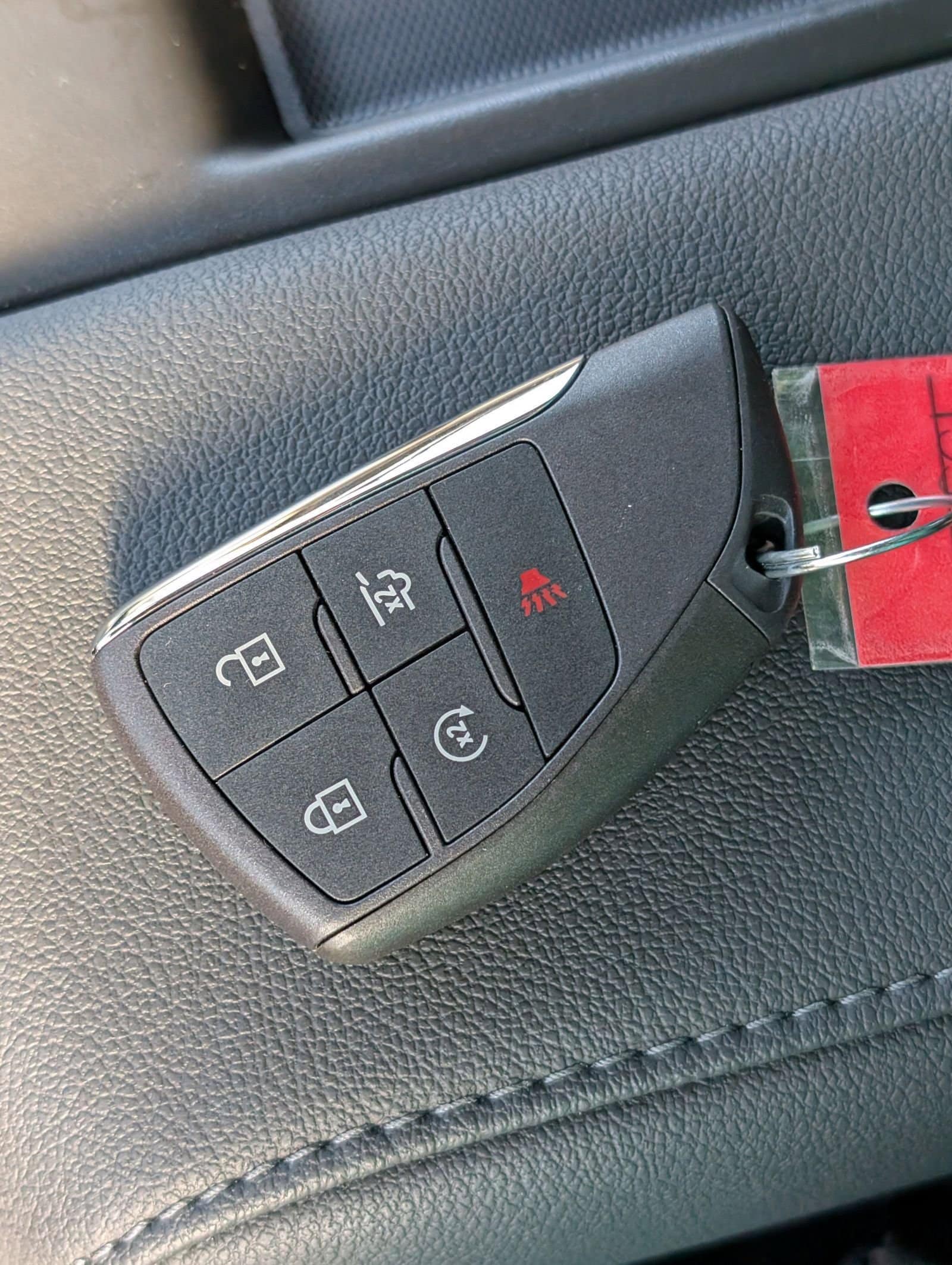 2026 Chevrolet Suburban LS - Photo 31