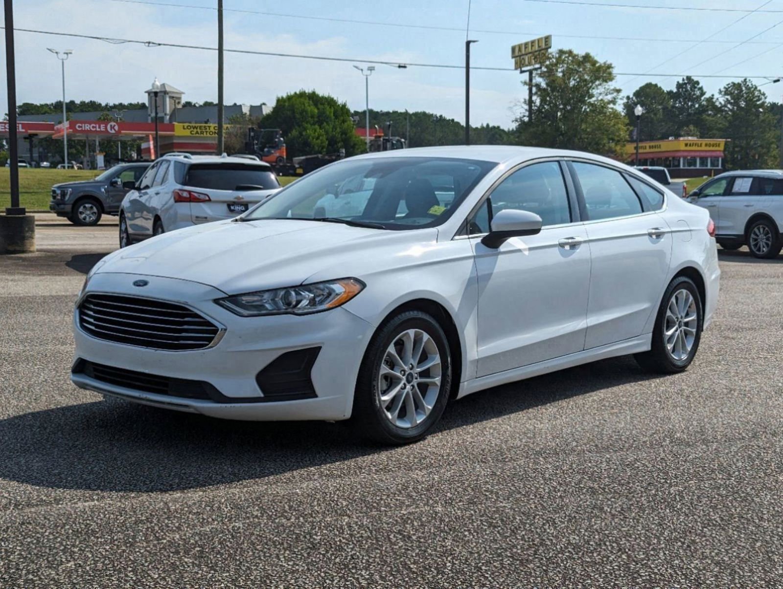 Used 2020 Ford Fusion SE with VIN 3FA6P0HD3LR184213 for sale in Valley, AL
