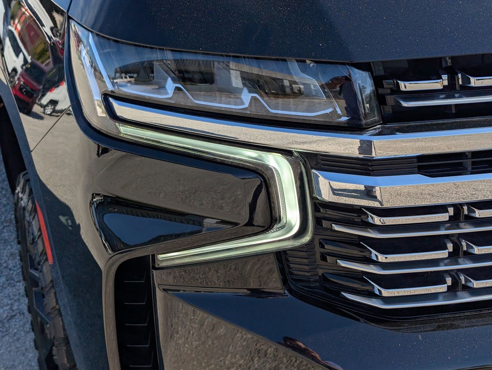 2021 Chevrolet Tahoe Premier photo 4