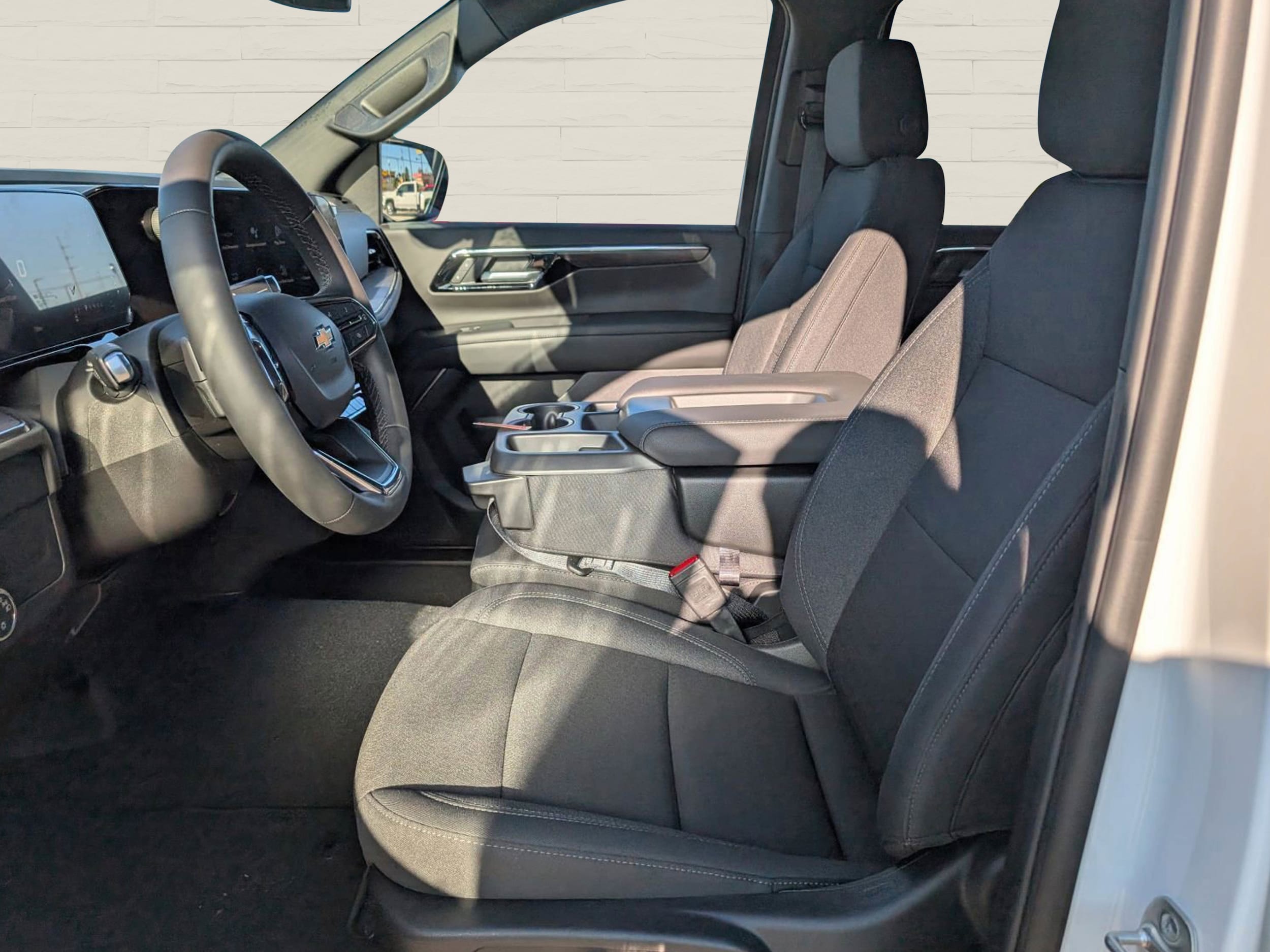 2026 Chevrolet Suburban LS - Photo 13