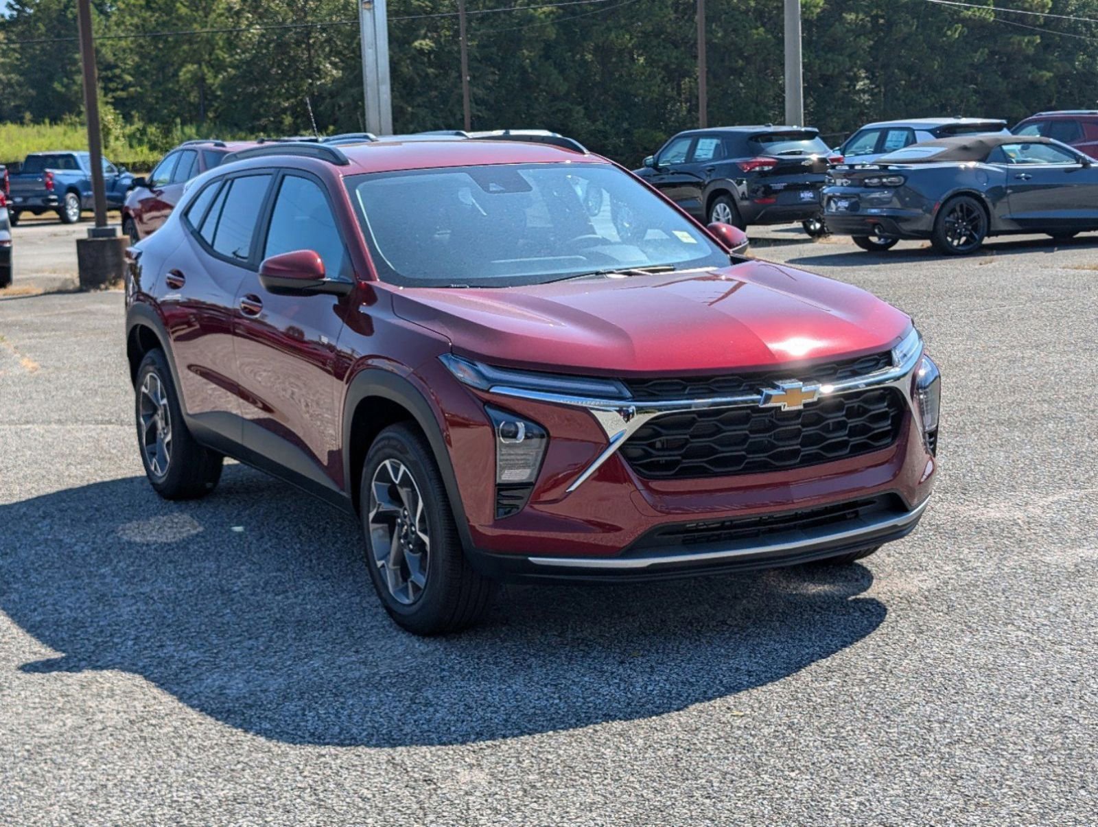 2025 Chevrolet Trax LT photo 3