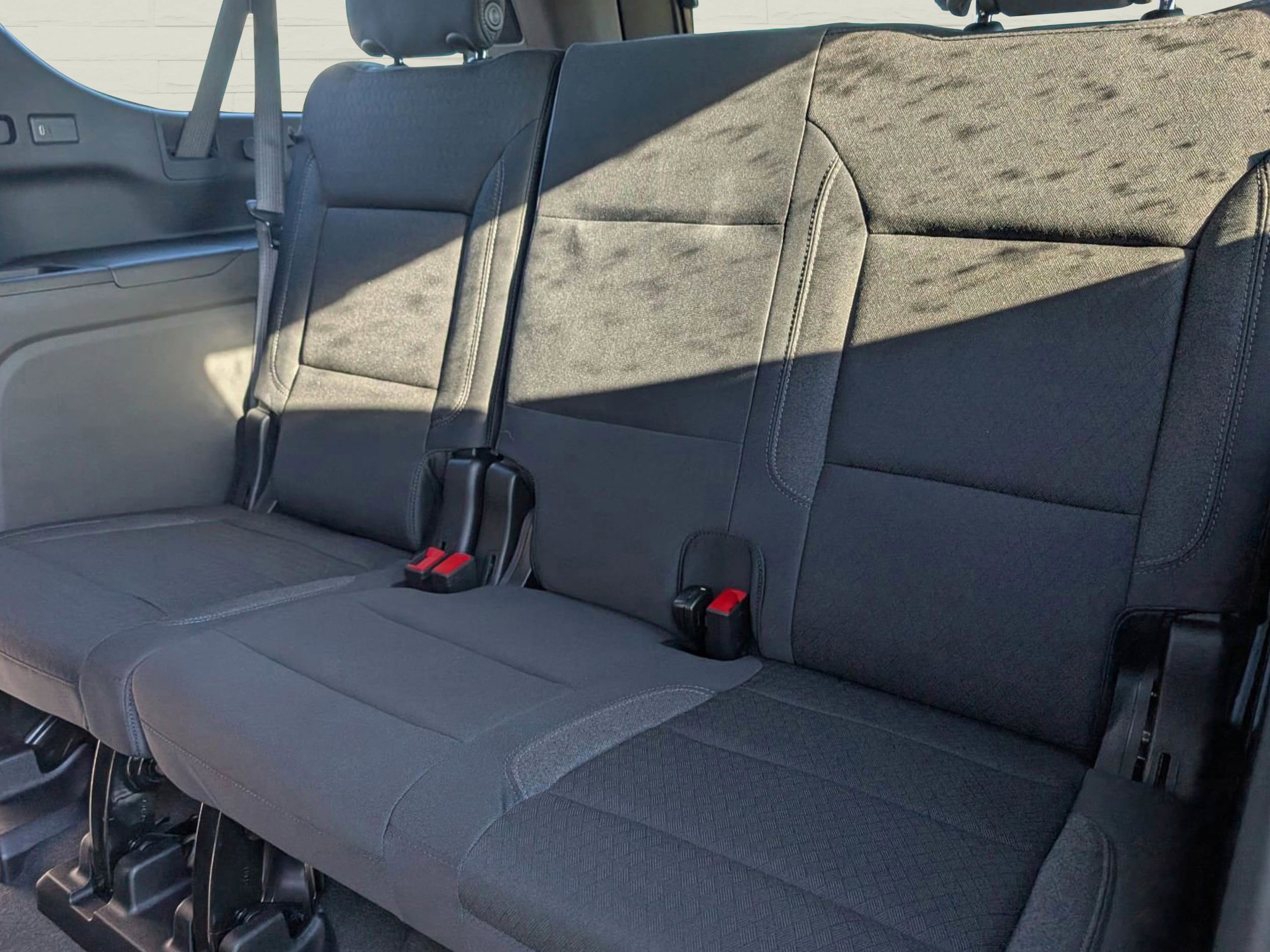 2026 Chevrolet Suburban LS - Photo 11