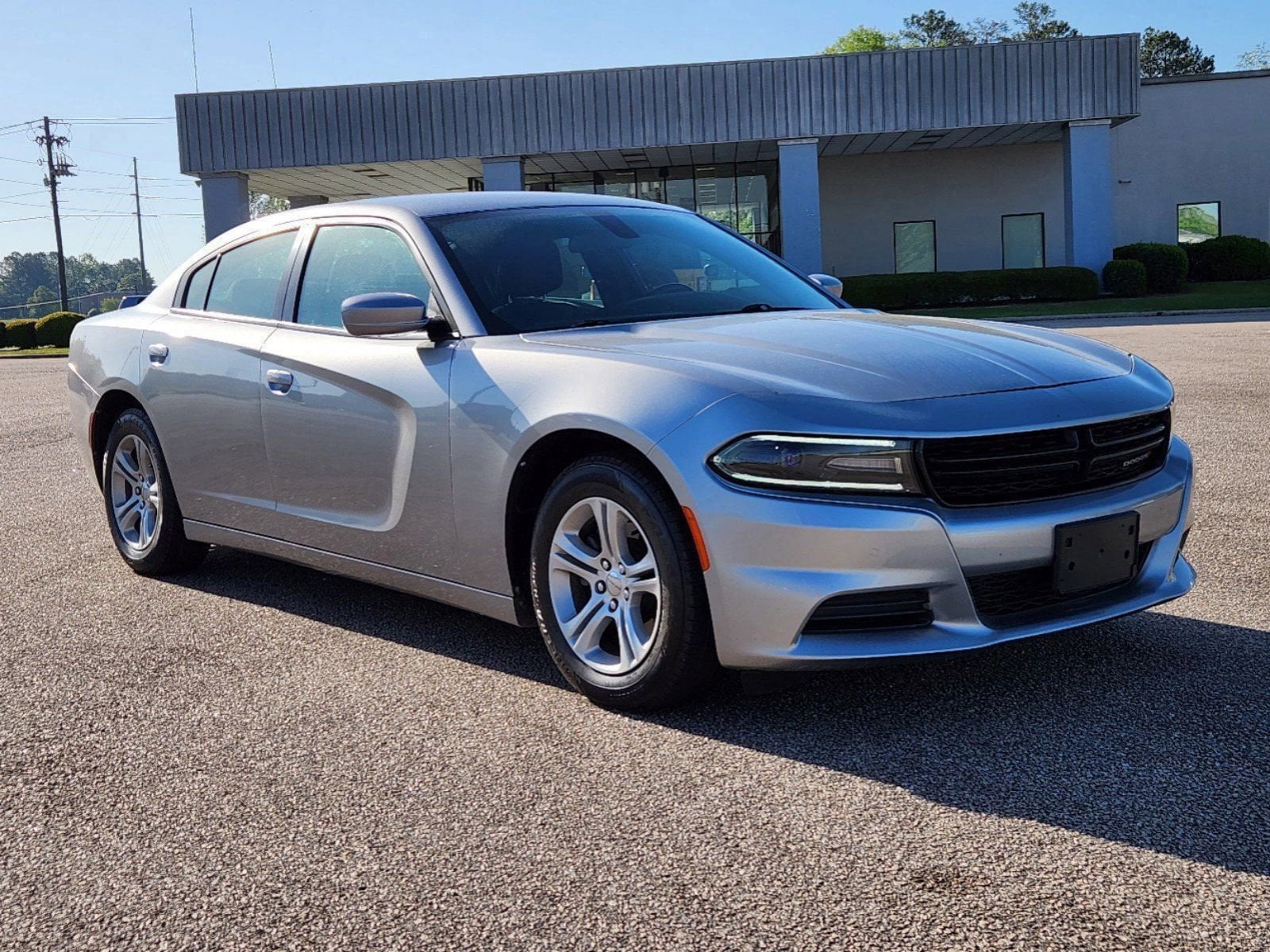 Used 2018 Dodge Charger SXT with VIN 2C3CDXBG1JH196276 for sale in Valley, AL