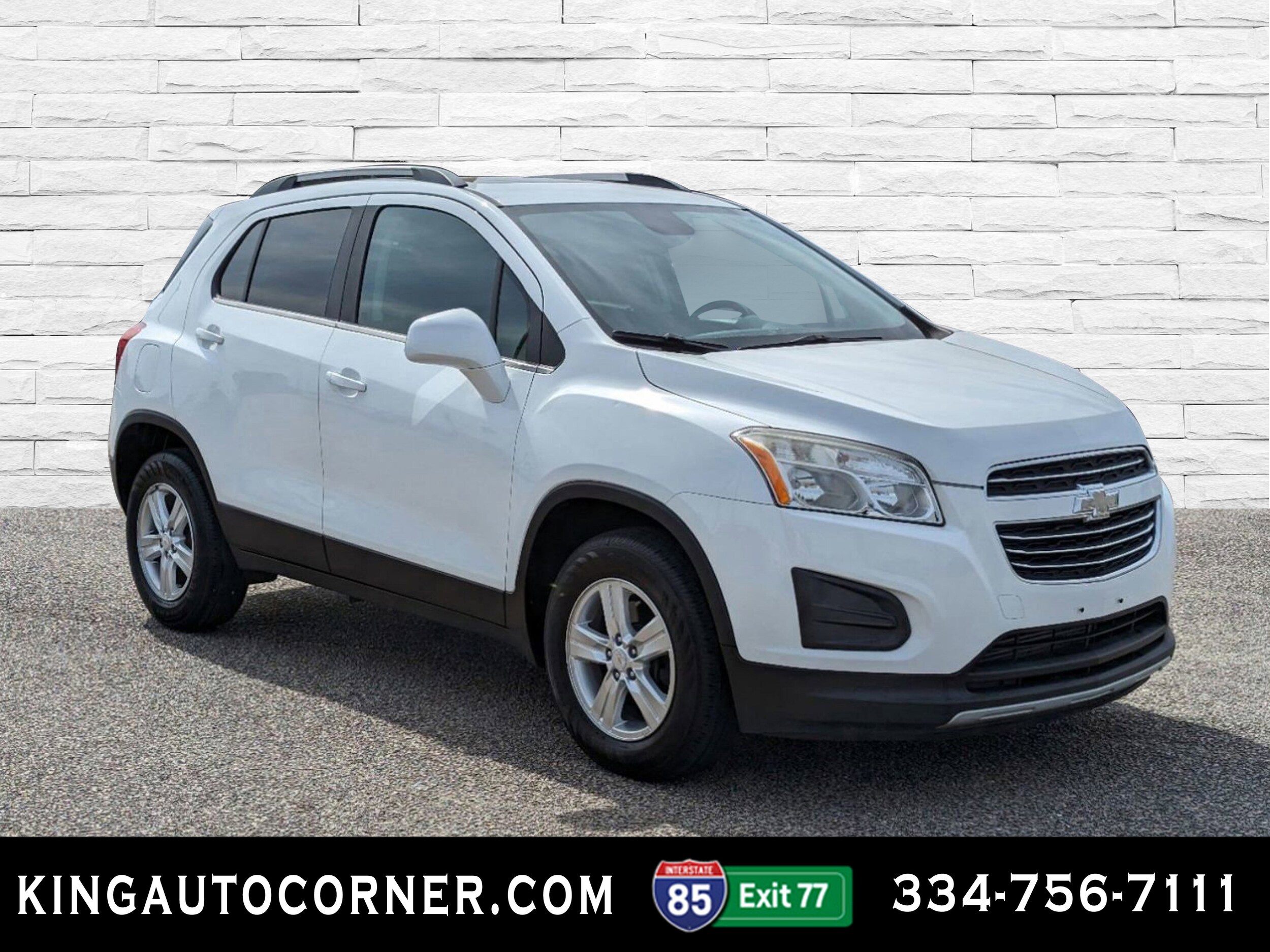 2016 Chevrolet Trax LT photo 3