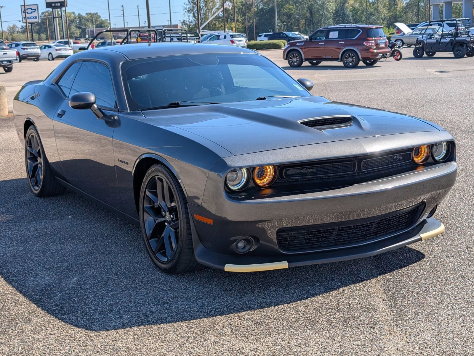 2022 Dodge Challenger R/T photo 2