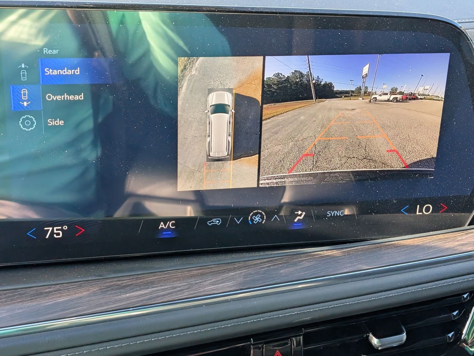 2026 Chevrolet Suburban LS - Photo 26