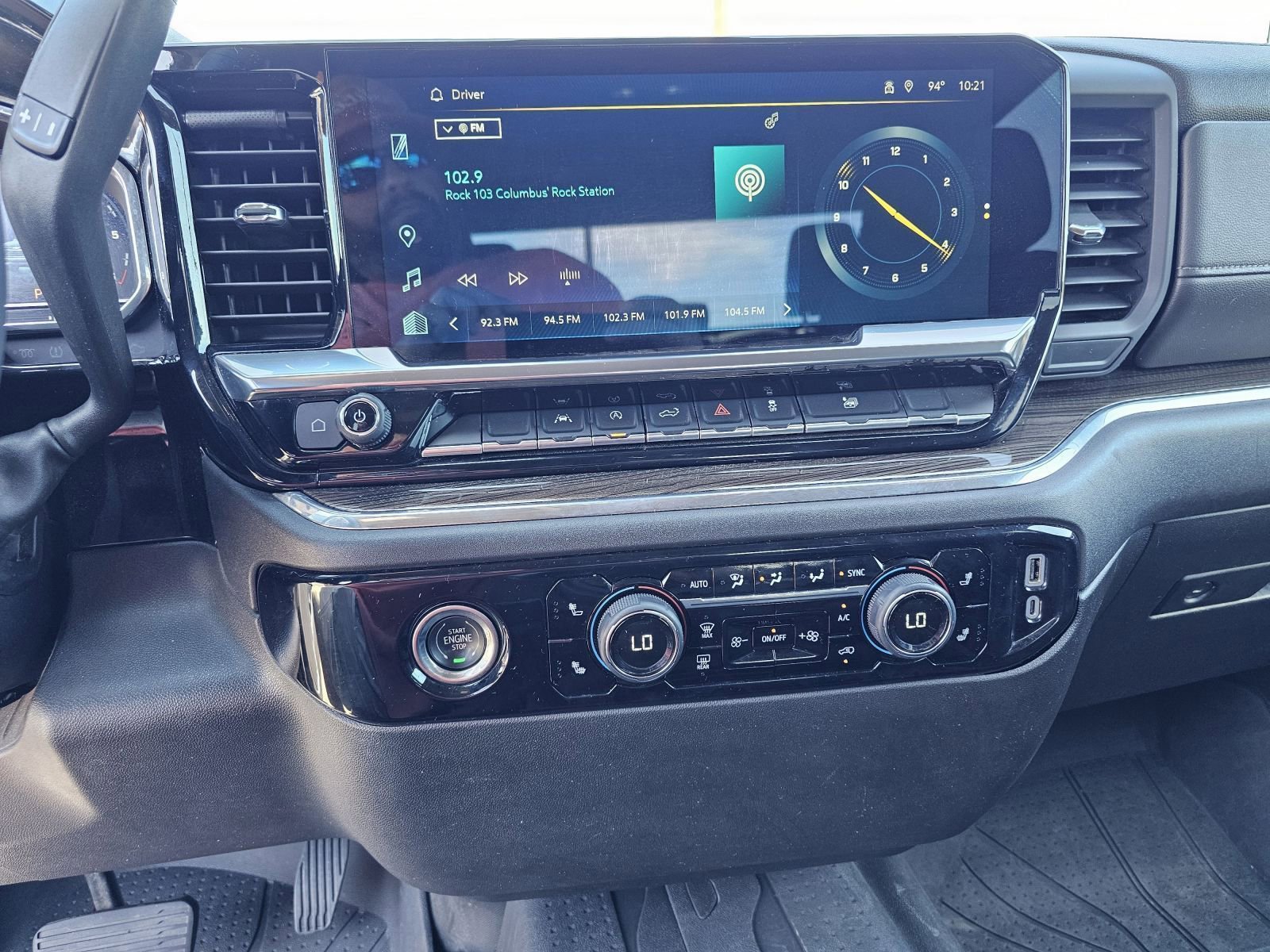 2023 Chevrolet Silverado 1500 LT - Photo 22