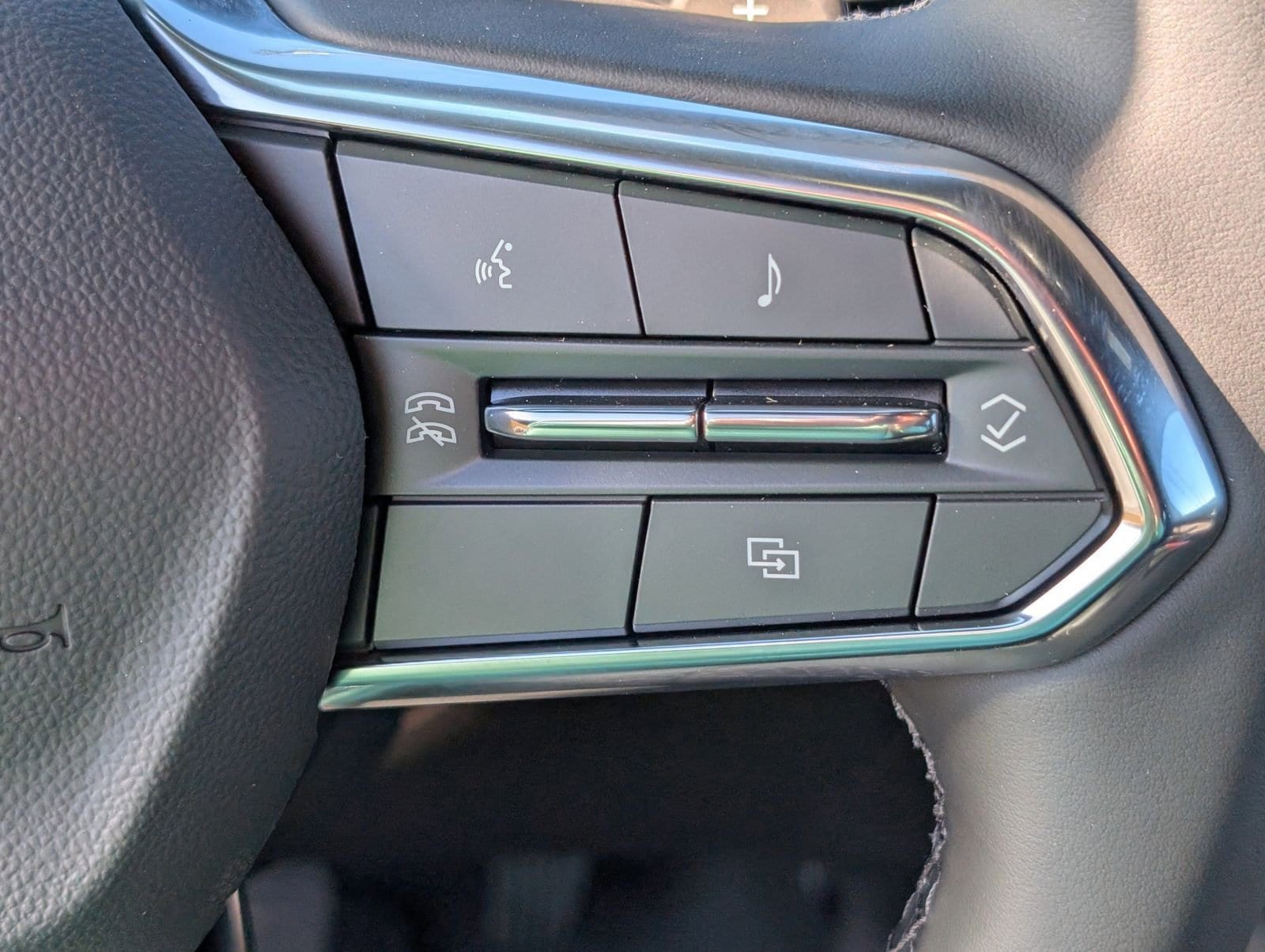 2026 Chevrolet Suburban LS - Photo 21