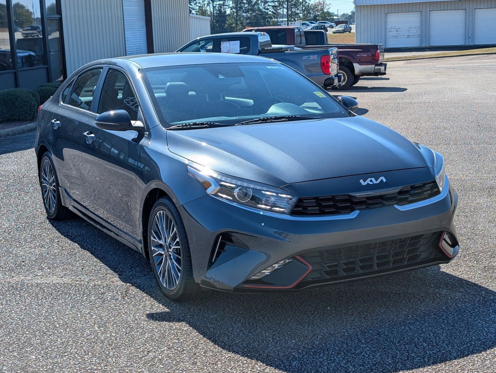 2023 Kia Forte GT-Line photo 3
