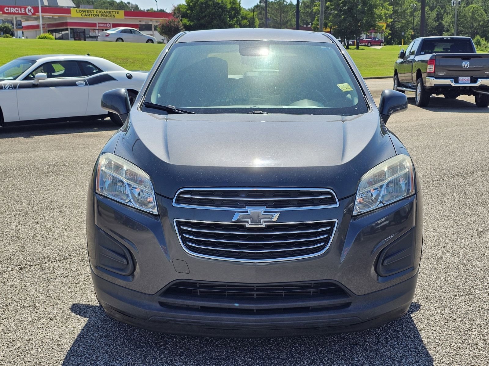 Used 2016 Chevrolet Trax LS with VIN 3GNCJKSB5GL241433 for sale in Valley, AL