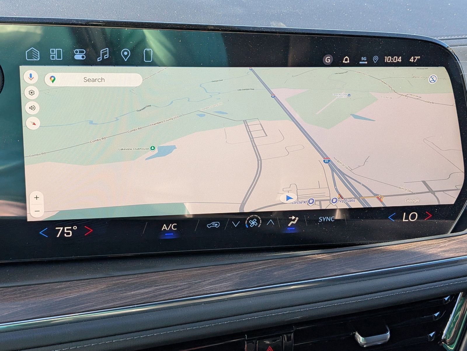 2026 Chevrolet Suburban LS - Photo 25