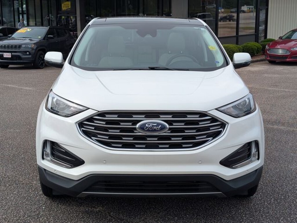 Used 2022 Ford Edge Titanium SUV