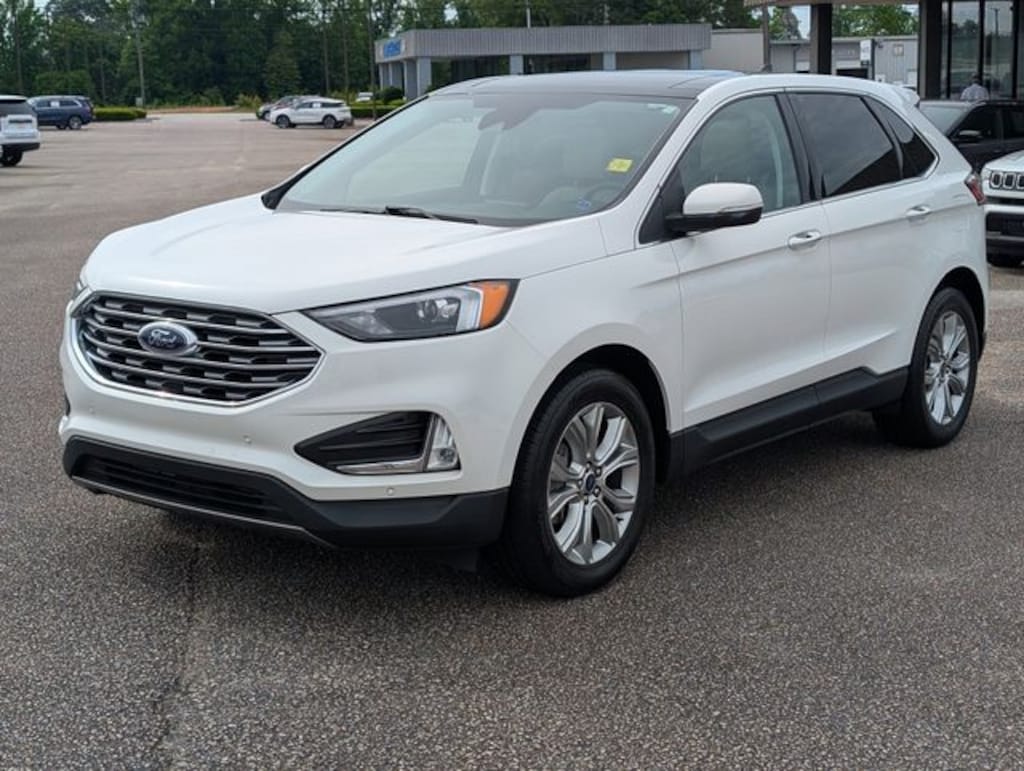 Used 2022 Ford Edge Titanium SUV