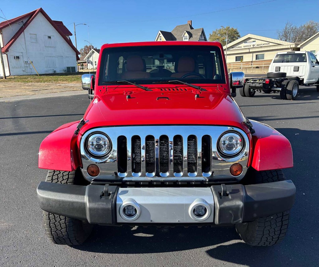Used 2012 Jeep Wrangler Unlimited Sahara SUV