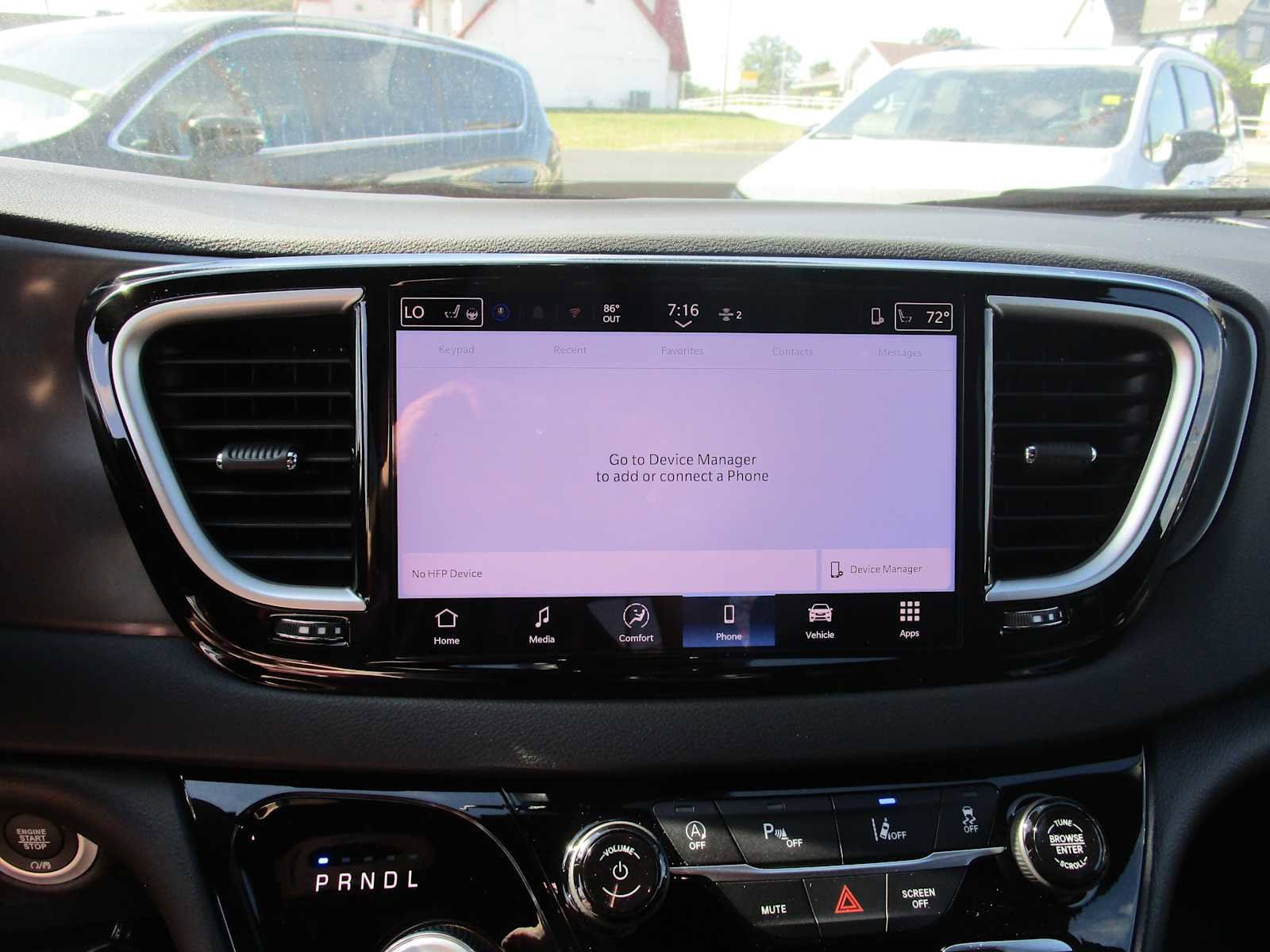 2026 Chrysler Voyager LX - Photo 29
