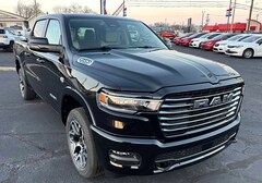2026 Ram 1500 LARAMIE CREW CAB 4X4 5'7 BOX Pickup