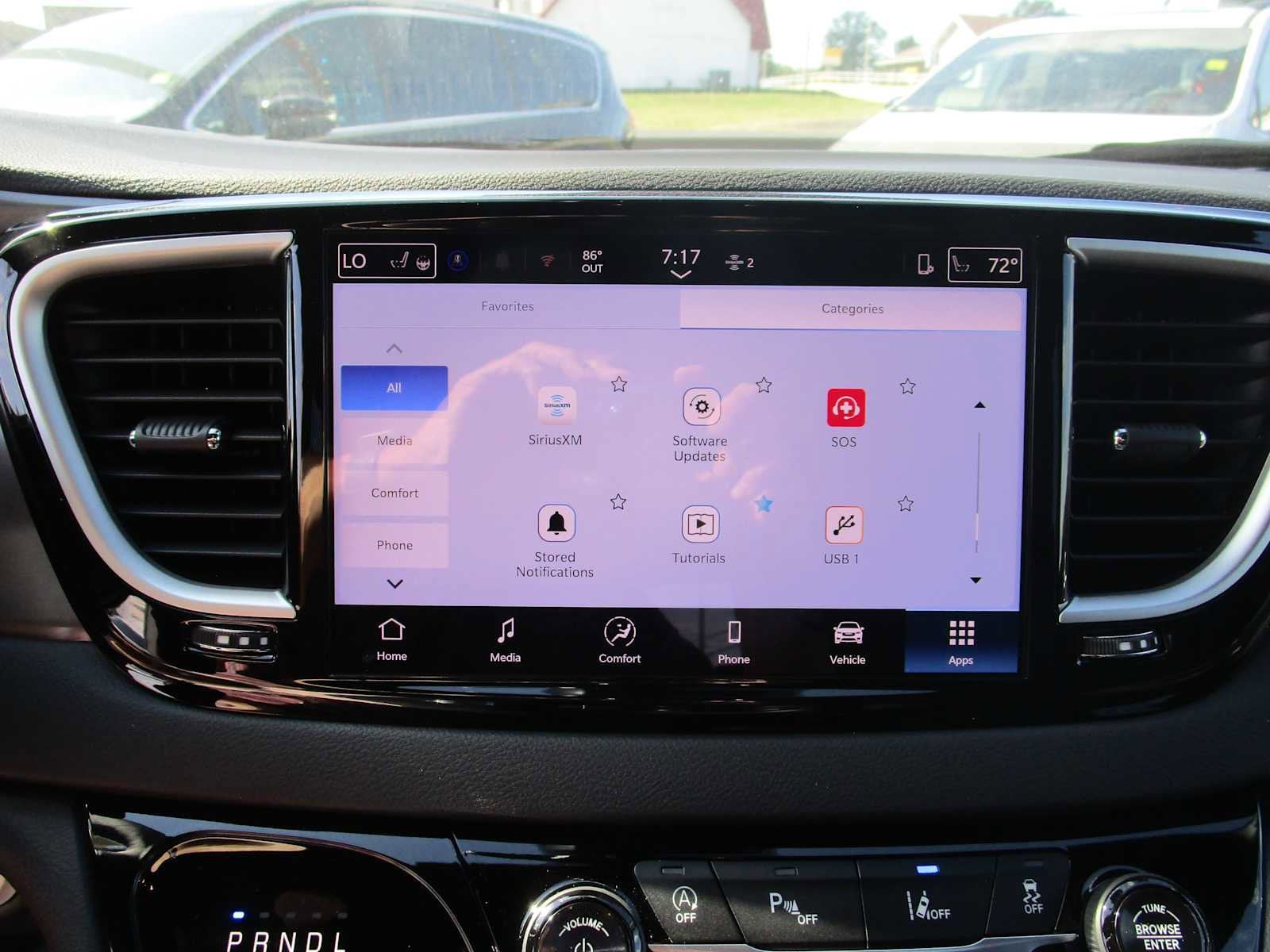 2026 Chrysler Voyager LX - Photo 33