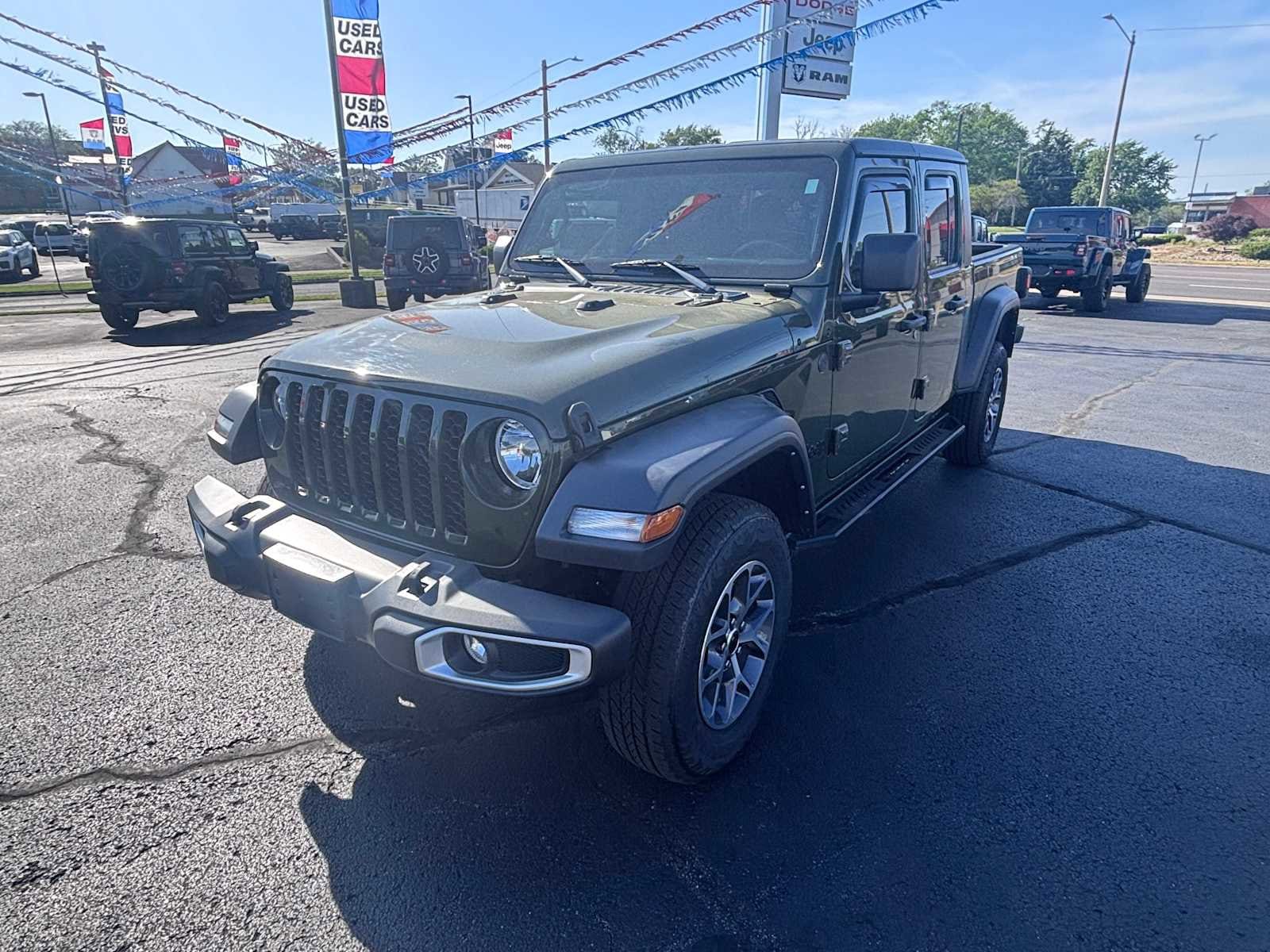2023 Jeep Gladiator