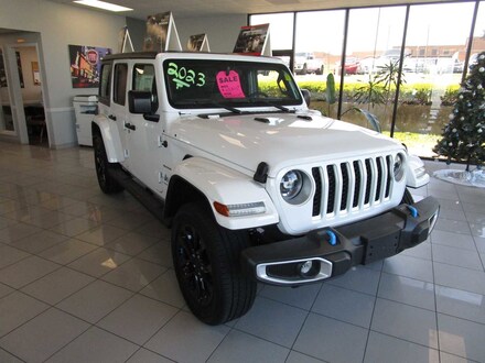 2023 Jeep Wrangler 4xe Sahara SUV