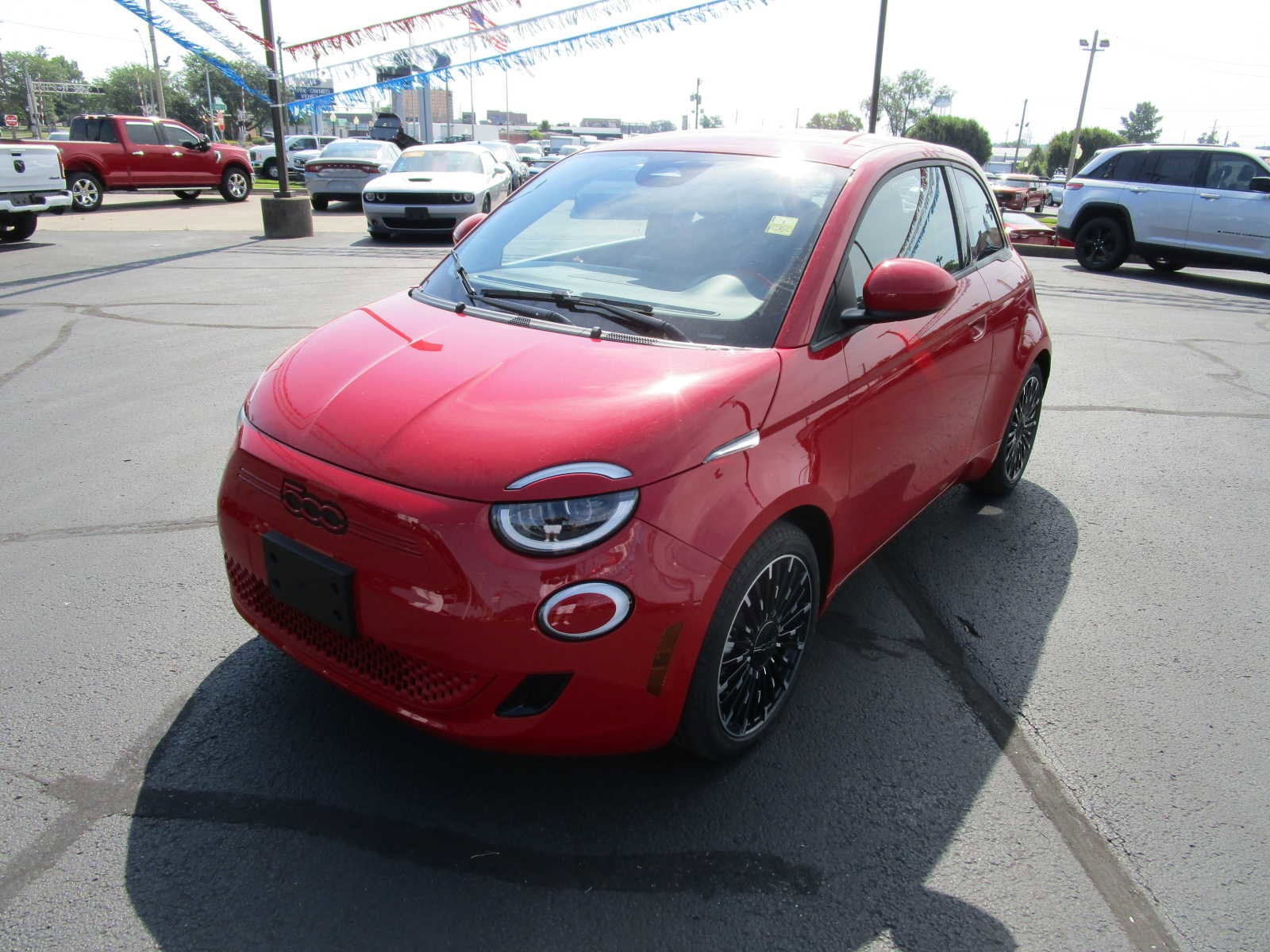 2024 FIAT 500e Base's photo