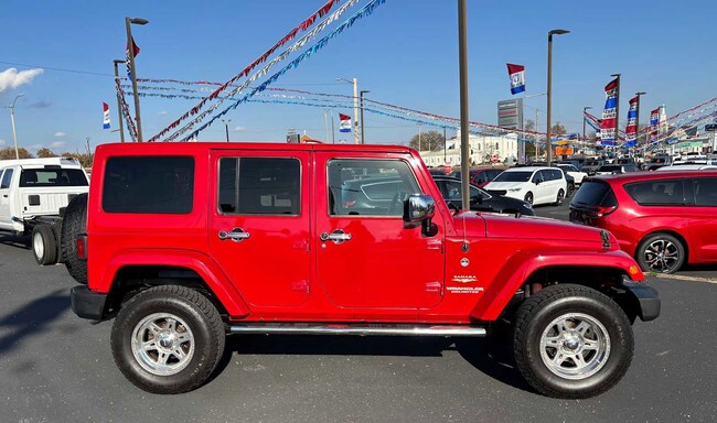 2012 Jeep Wrangler Unlimited Sahara SUV