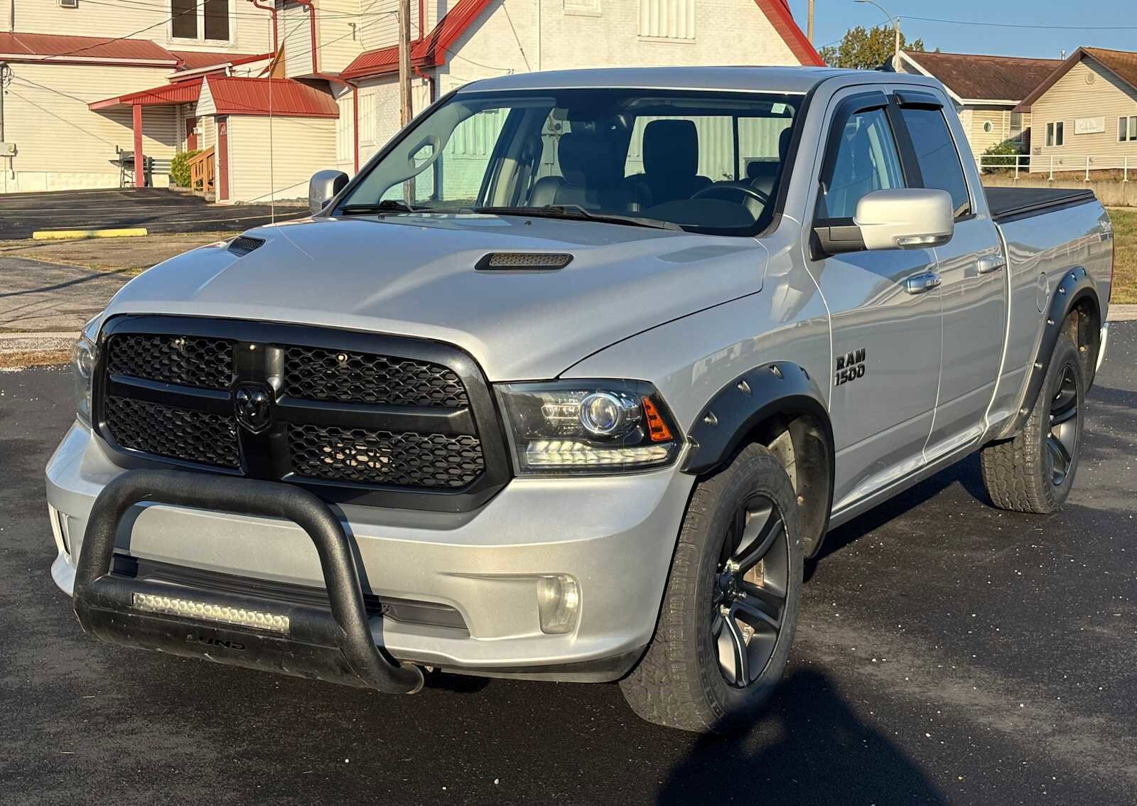 2018 Ram 1500 Sport photo 3